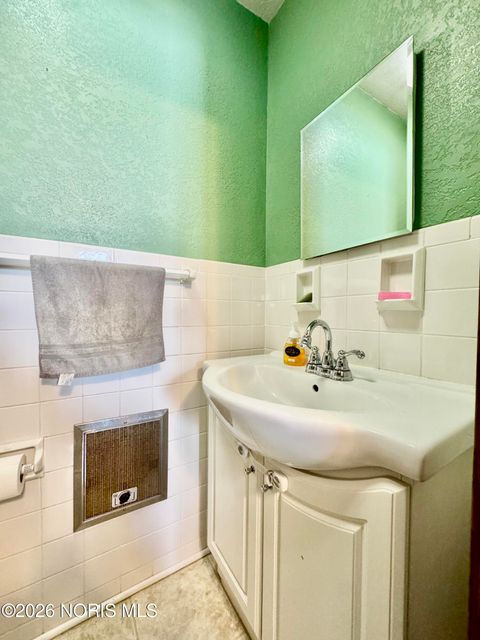 Tiny photo for 5111 Thiel Road, Hicksville, OH 43526 (MLS # 10003487)