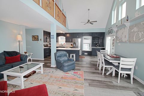 Tiny photo for 1531 N Compass Avenue, Port Clinton, OH 43452 (MLS # 10007276)