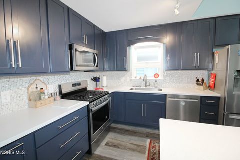 Tiny photo for 1531 N Compass Avenue, Port Clinton, OH 43452 (MLS # 10007276)