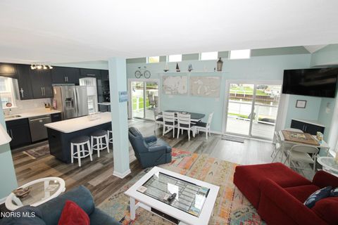 Tiny photo for 1531 N Compass Avenue, Port Clinton, OH 43452 (MLS # 10007276)