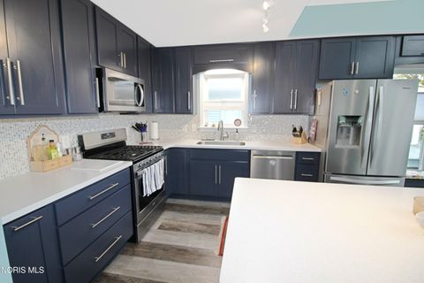 Tiny photo for 1531 N Compass Avenue, Port Clinton, OH 43452 (MLS # 10007276)