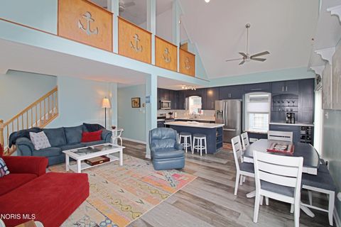 Tiny photo for 1531 N Compass Avenue, Port Clinton, OH 43452 (MLS # 10007276)