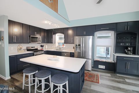 Tiny photo for 1531 N Compass Avenue, Port Clinton, OH 43452 (MLS # 10007276)