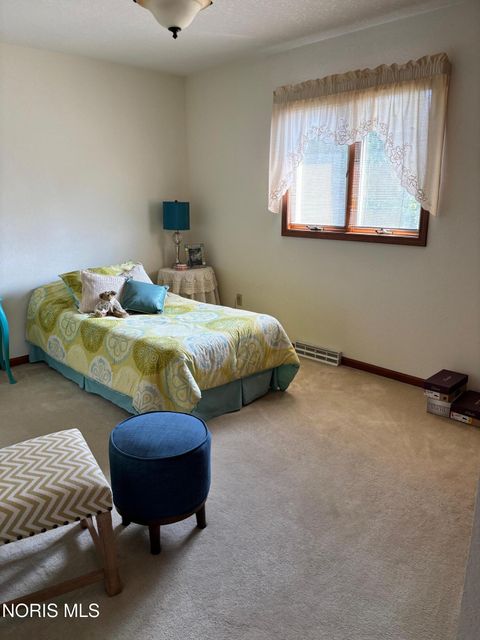 Tiny photo for 6901 Heather Cove Place, Maumee, OH 43537 (MLS # 10006518)