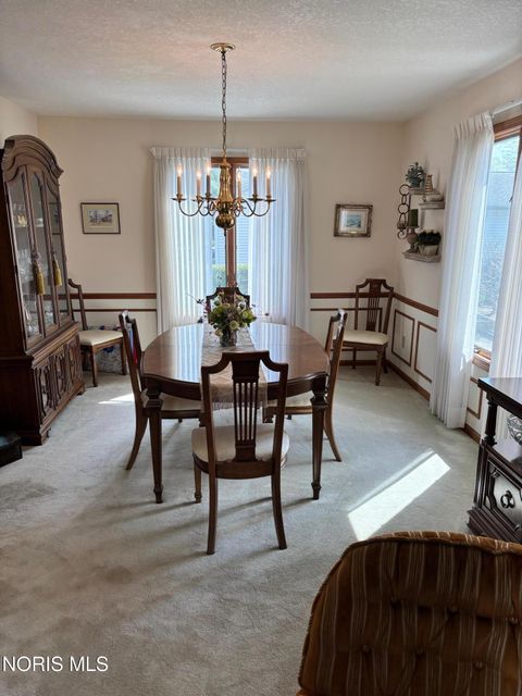 Tiny photo for 6901 Heather Cove Place, Maumee, OH 43537 (MLS # 10006518)