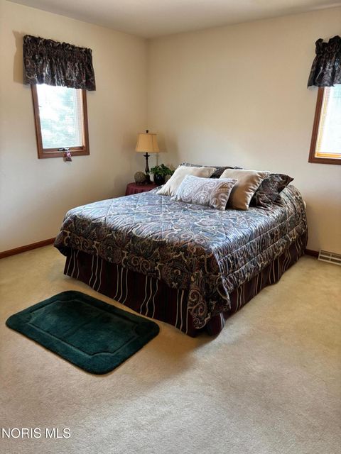 Tiny photo for 6901 Heather Cove Place, Maumee, OH 43537 (MLS # 10006518)