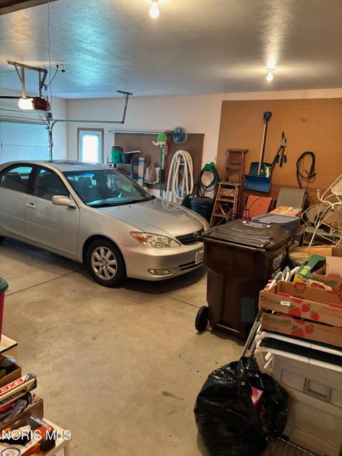 Tiny photo for 6901 Heather Cove Place, Maumee, OH 43537 (MLS # 10006518)