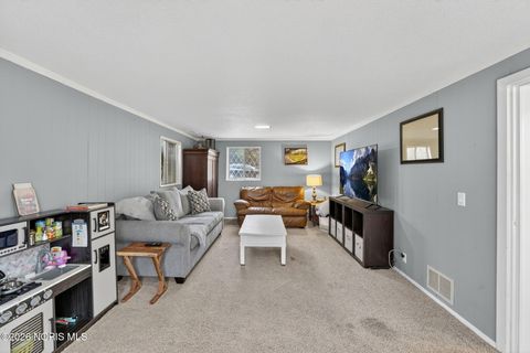 Tiny photo for 4819 Janet Avenue, Sylvania, OH 43560 (MLS # 10003773)