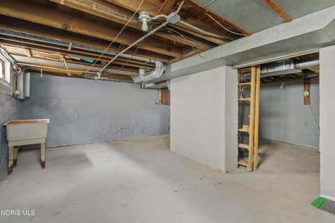 Tiny photo for 1039 Wright Avenue, Toledo, OH 43609 (MLS # 10011621)