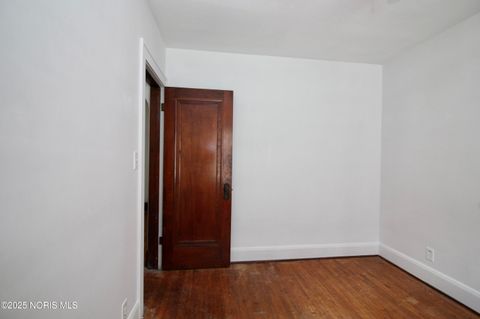 Tiny photo for 3904 Burton Avenue, Toledo, OH 43612 (MLS # 10002150)