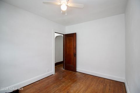 Tiny photo for 3904 Burton Avenue, Toledo, OH 43612 (MLS # 10002150)