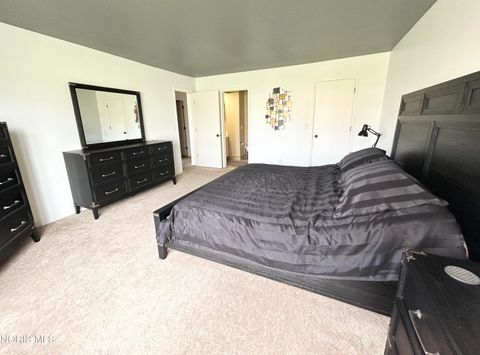 Tiny photo for 6549 Abbey Run # 11, Sylvania, OH 43560 (MLS # 10005710)