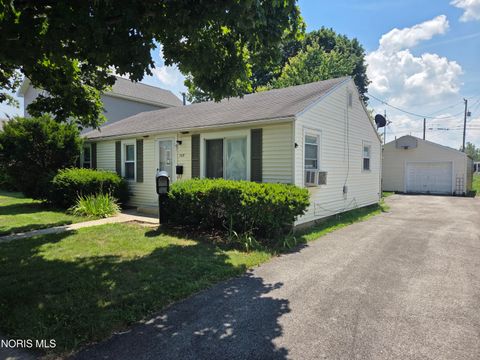 Photo of 709 Putnam Street, Findlay, OH 45840 (MLS # 10010270)
