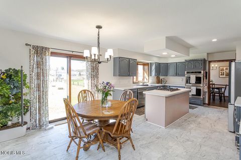 Tiny photo for 6957 Cloister Road, Toledo, OH 43617 (MLS # 10006323)