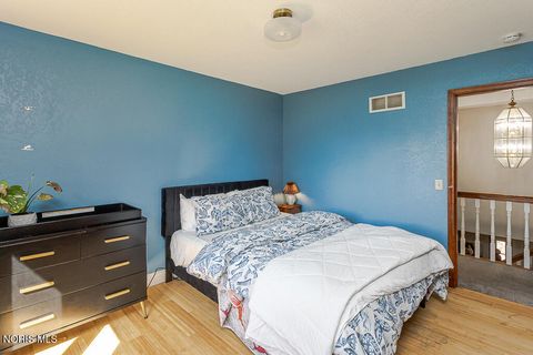 Tiny photo for 6957 Cloister Road, Toledo, OH 43617 (MLS # 10006323)