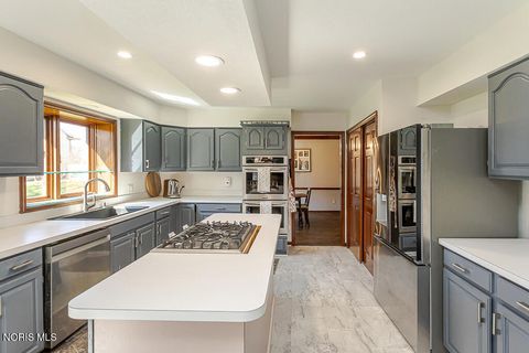 Tiny photo for 6957 Cloister Road, Toledo, OH 43617 (MLS # 10006323)