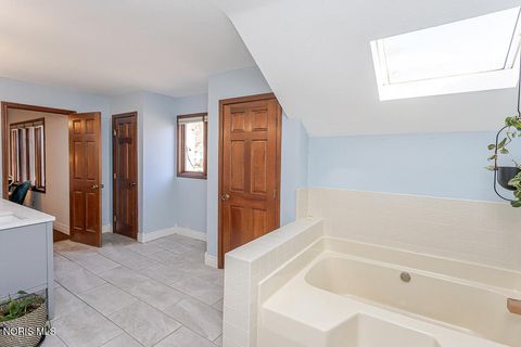 Tiny photo for 6957 Cloister Road, Toledo, OH 43617 (MLS # 10006323)