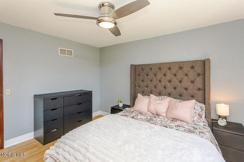 Tiny photo for 6957 Cloister Road, Toledo, OH 43617 (MLS # 10006323)