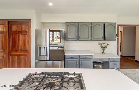 Tiny photo for 6957 Cloister Road, Toledo, OH 43617 (MLS # 10006323)