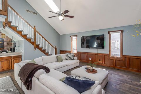 Tiny photo for 6957 Cloister Road, Toledo, OH 43617 (MLS # 10006323)