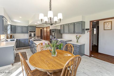 Tiny photo for 6957 Cloister Road, Toledo, OH 43617 (MLS # 10006323)