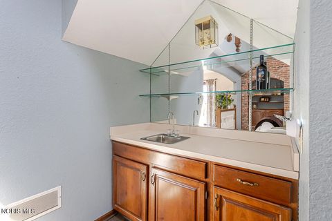 Tiny photo for 6957 Cloister Road, Toledo, OH 43617 (MLS # 10006323)