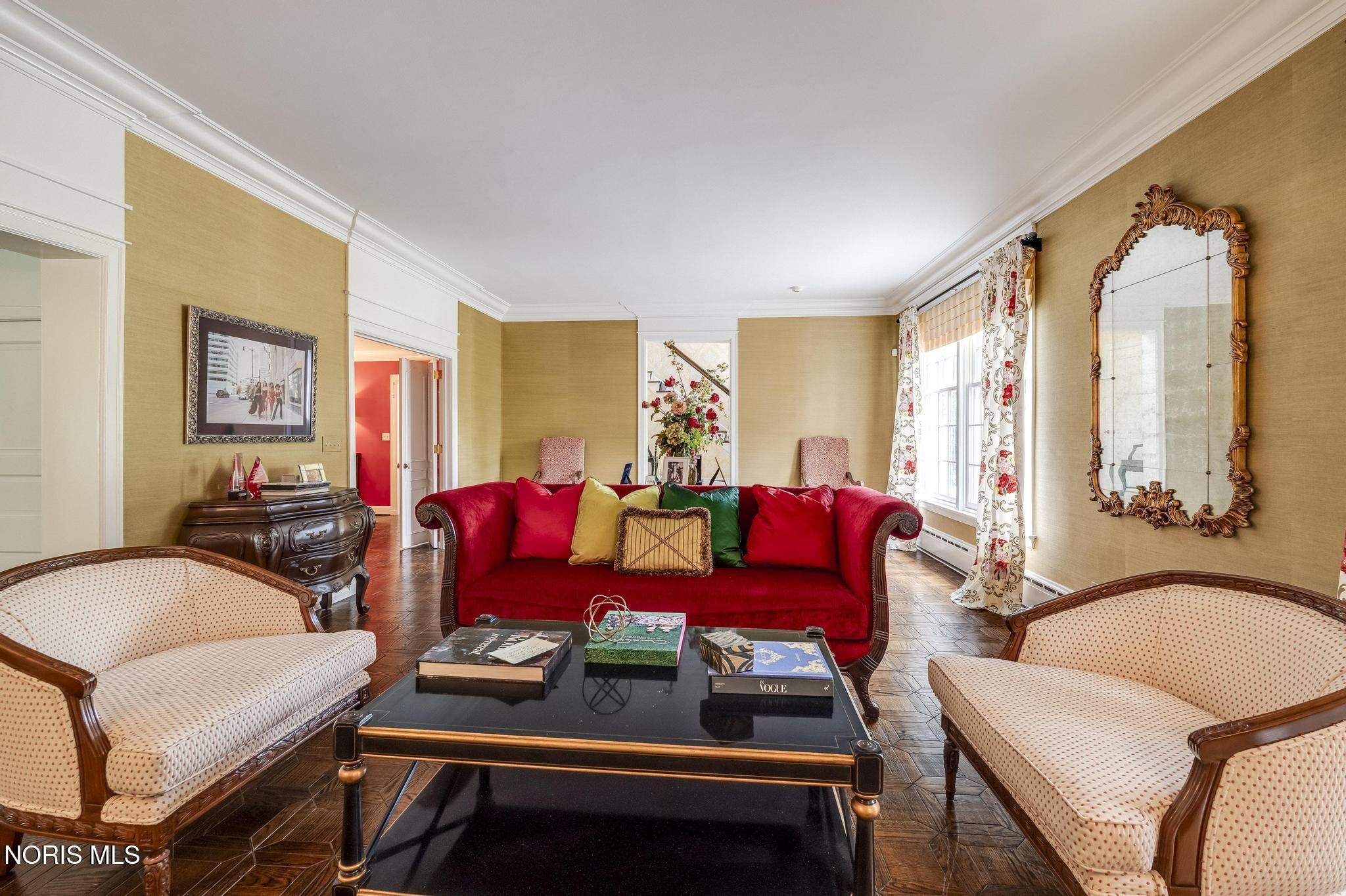 Ottawa Hills, Ohio, 43615, United States, 5 Bedrooms Bedrooms, ,6 BathroomsBathrooms,Residential,Active,2035689