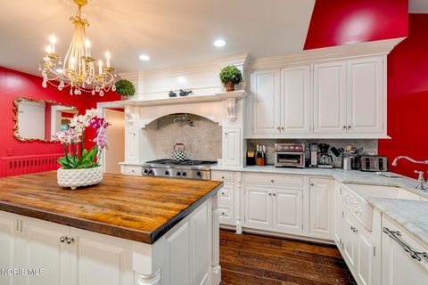 Tiny photo for 3000 Valley View Drive, Ottawa Hills, OH 43615 (MLS # 10005920)