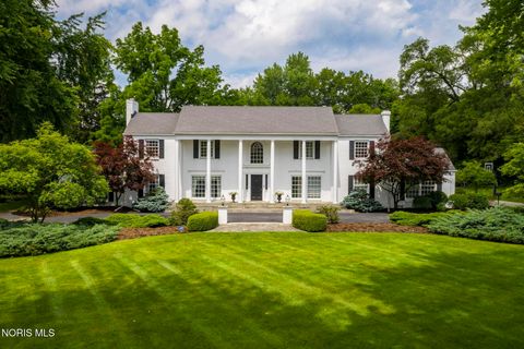 3000 Valley View Drive Ottawa Hills OH 43615