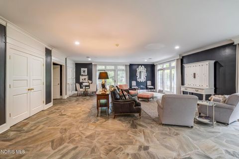 Tiny photo for 3000 Valley View Drive, Ottawa Hills, OH 43615 (MLS # 10005920)