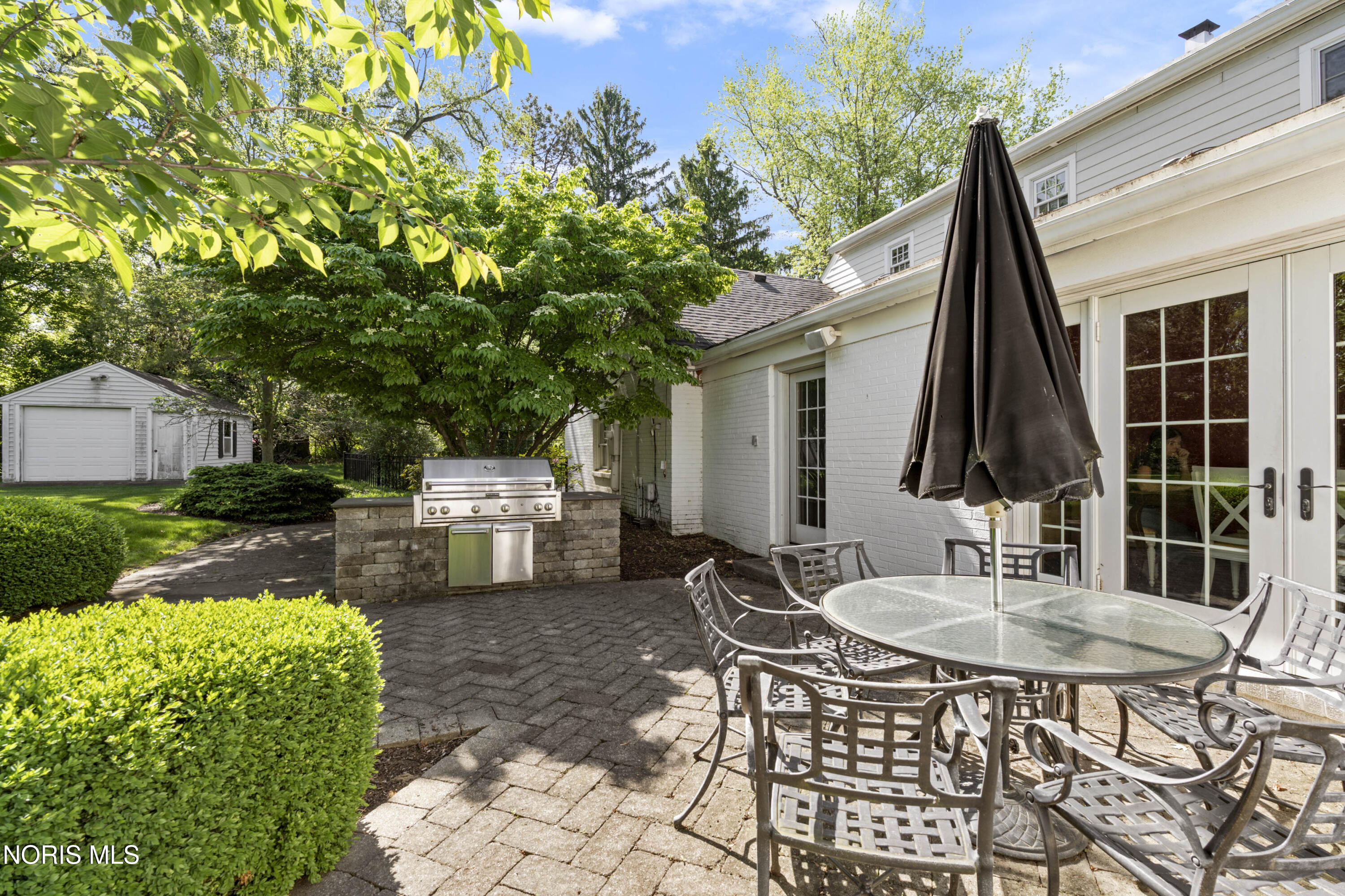 Ottawa Hills, Ohio, 43615, United States, 5 Bedrooms Bedrooms, ,6 BathroomsBathrooms,Residential,Active,2035689