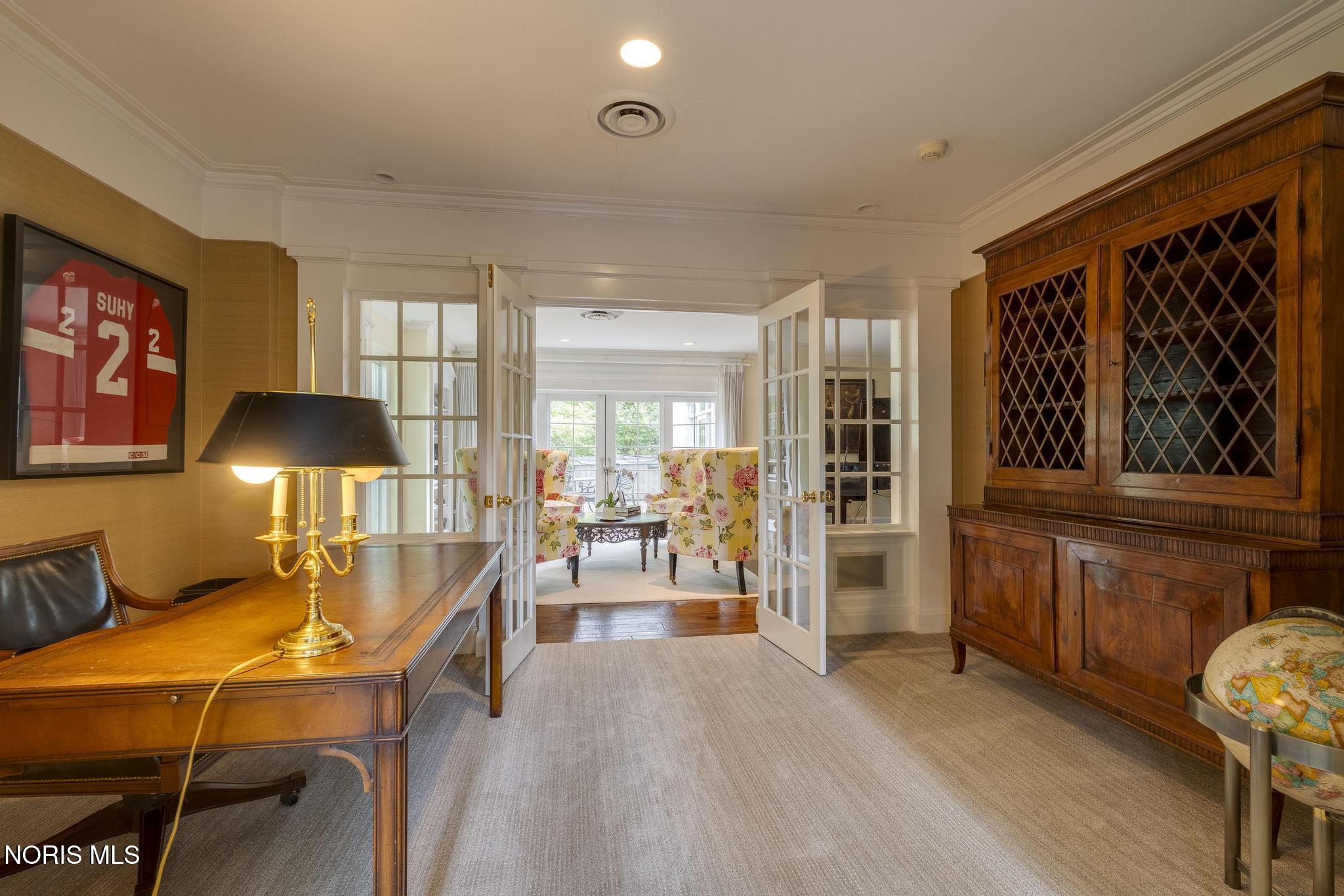 Ottawa Hills, Ohio, 43615, United States, 5 Bedrooms Bedrooms, ,6 BathroomsBathrooms,Residential,Active,2035689