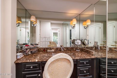 Tiny photo for 3000 Valley View Drive, Ottawa Hills, OH 43615 (MLS # 10005920)