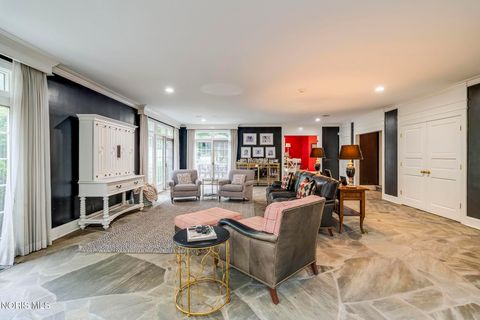 Tiny photo for 3000 Valley View Drive, Ottawa Hills, OH 43615 (MLS # 10005920)