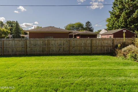Tiny photo for 225 E Yates Avenue, Findlay, OH 45840 (MLS # 10014284)
