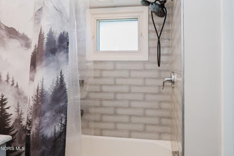 Tiny photo for 225 E Yates Avenue, Findlay, OH 45840 (MLS # 10014284)
