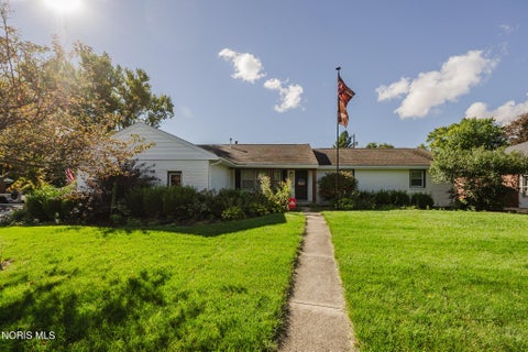Tiny photo for 225 E Yates Avenue, Findlay, OH 45840 (MLS # 10014284)