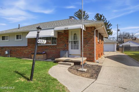 Tiny photo for 4338 288th Street, Toledo, OH 43611 (MLS # 10005438)