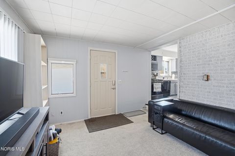 Tiny photo for 4338 288th Street, Toledo, OH 43611 (MLS # 10005438)