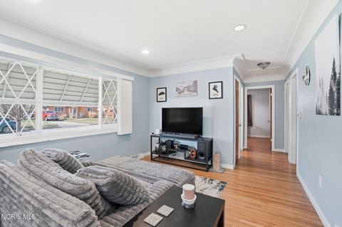 Tiny photo for 4338 288th Street, Toledo, OH 43611 (MLS # 10005438)