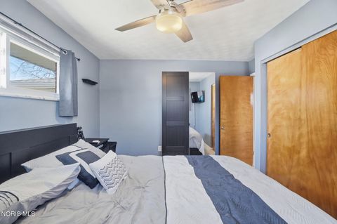 Tiny photo for 4338 288th Street, Toledo, OH 43611 (MLS # 10005438)