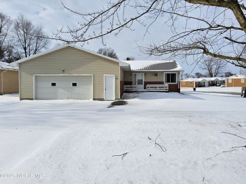 Photo of 981 Edgewood Drive, Upper Sandusky, OH 43351 (MLS # 10002354)