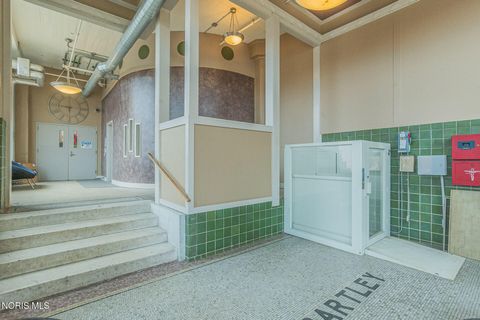 Tiny photo for 745 Washington Street #Apt 607, Toledo, OH 43604 (MLS # 10004728)