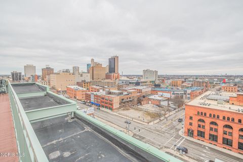 Tiny photo for 745 Washington Street #Apt 607, Toledo, OH 43604 (MLS # 10004728)