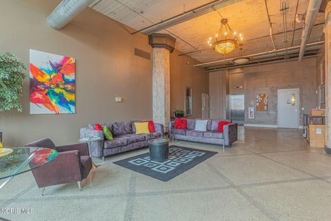 Tiny photo for 745 Washington Street #Apt 607, Toledo, OH 43604 (MLS # 10004728)