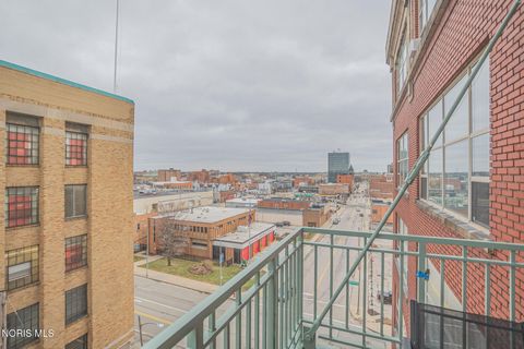 Tiny photo for 745 Washington Street #Apt 607, Toledo, OH 43604 (MLS # 10004728)