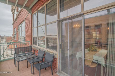 Tiny photo for 745 Washington Street #Apt 607, Toledo, OH 43604 (MLS # 10004728)