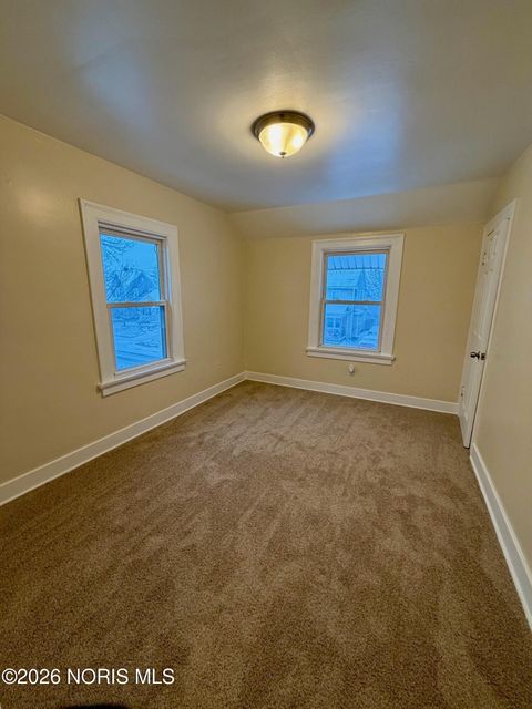 Tiny photo for 4121 Kingsbury Avenue, Toledo, OH 43612 (MLS # 10003151)