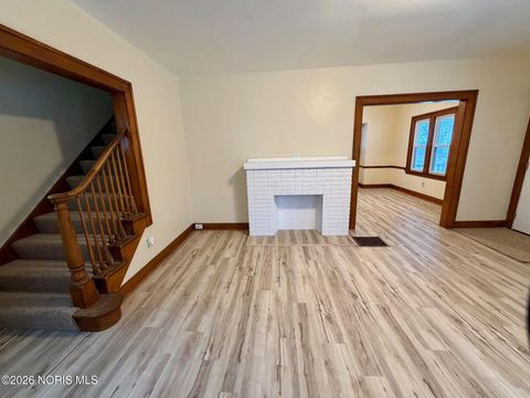 Tiny photo for 4121 Kingsbury Avenue, Toledo, OH 43612 (MLS # 10003151)