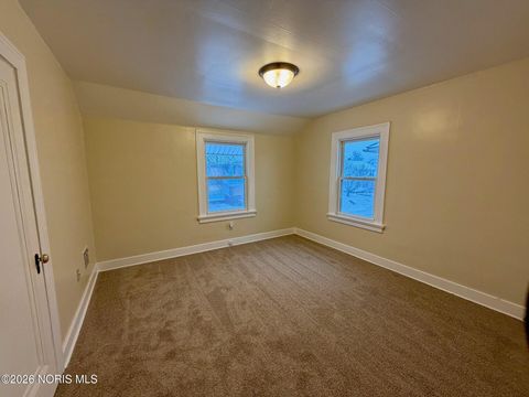 Tiny photo for 4121 Kingsbury Avenue, Toledo, OH 43612 (MLS # 10003151)